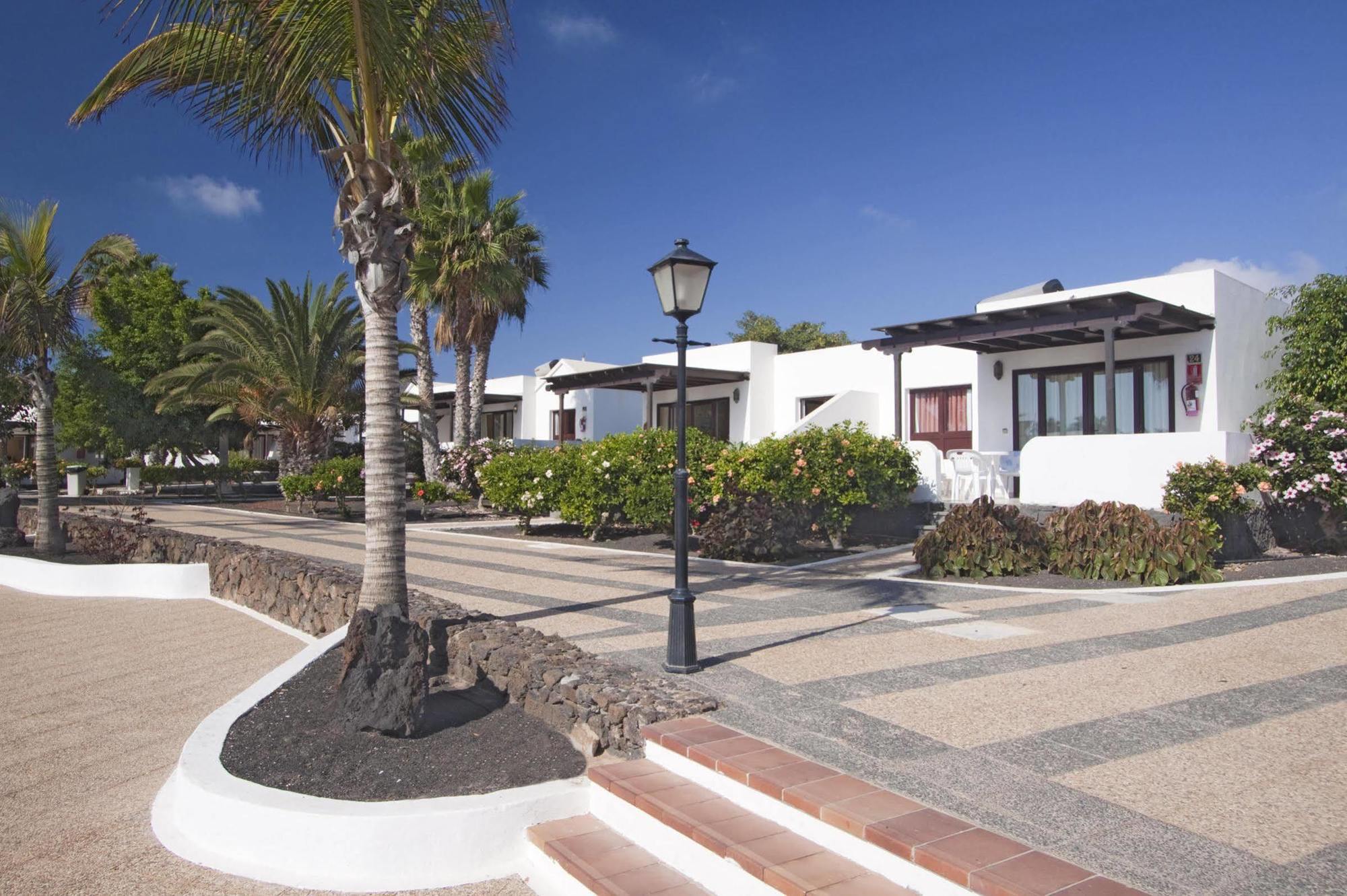 Playa Limones Bungalows Playa Blanca  Bagian luar foto
